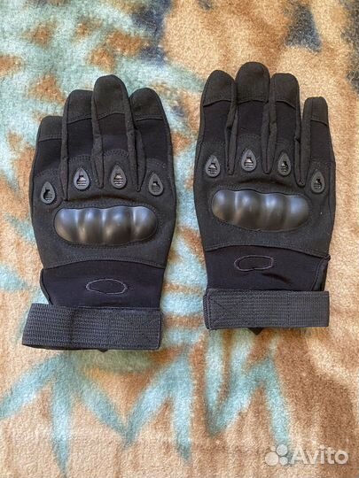 Перчатки с защитой