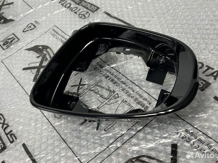 Рамка зеркала левая Lexus Gs 2012-2017