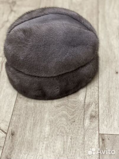 Шапка новая