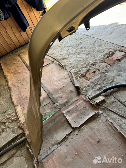 Задний бампер на lexus is