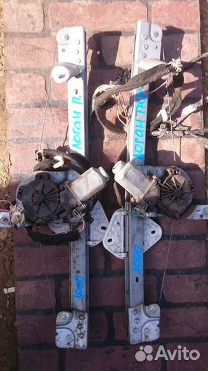 Стеклоподъемник Рено Логан