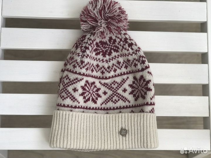 Продается сет шапок