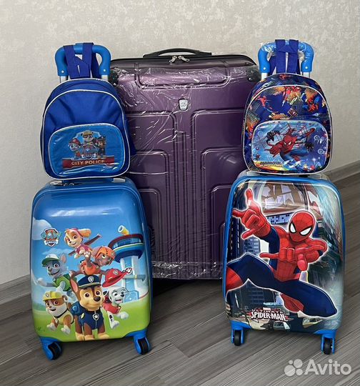 Детский чемодан и рюкзак новый