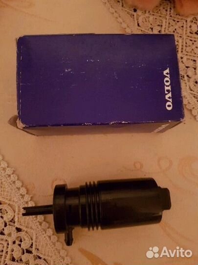 Продается моторчик омывателя фар на Вольво xc 90