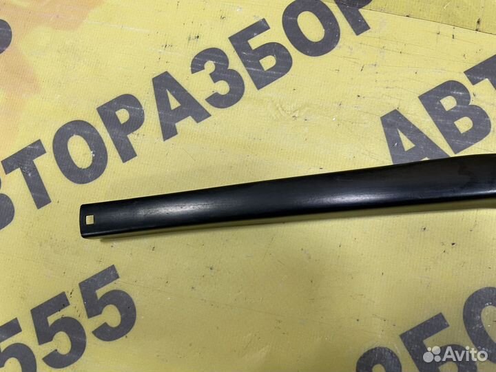 Поводок стеклоочистителя Fiat Doblo