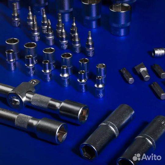 Набор автомобильных инструментов