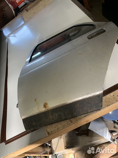 Дверб ваз 2110