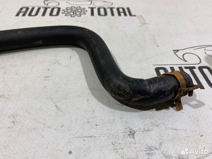 Патрубок системы охлаждения Renault Symbol K7JA700