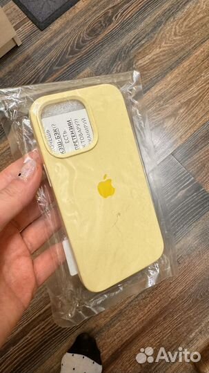 Чехлы на iPhone 13 pro новые и бу