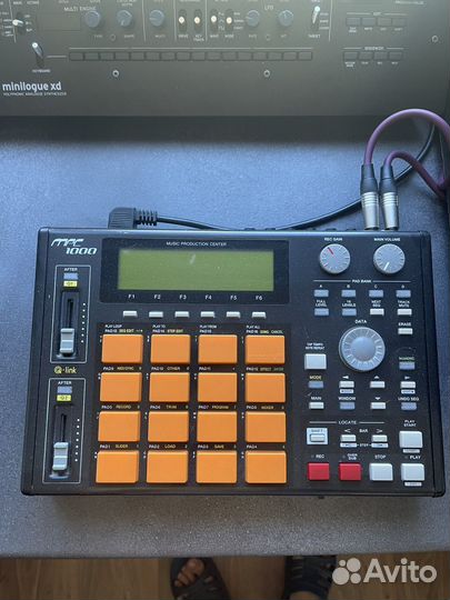 Akai mpc 1000