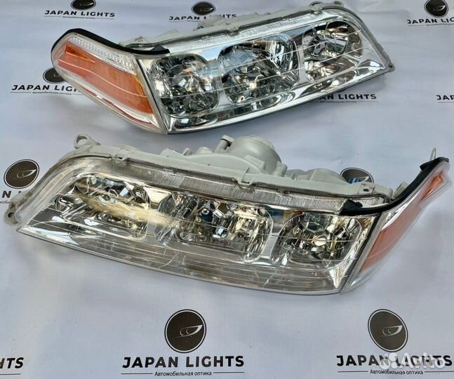 Фары хрустальные передние Toyota Mark 2 GX100