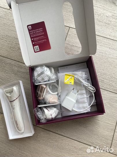 Эпилятор Philips BRE740/10 белый