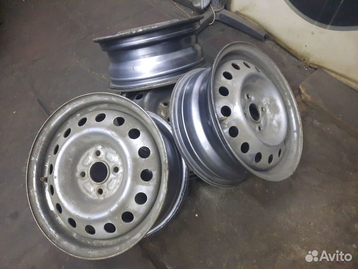 Диски штампованные r15 4х100