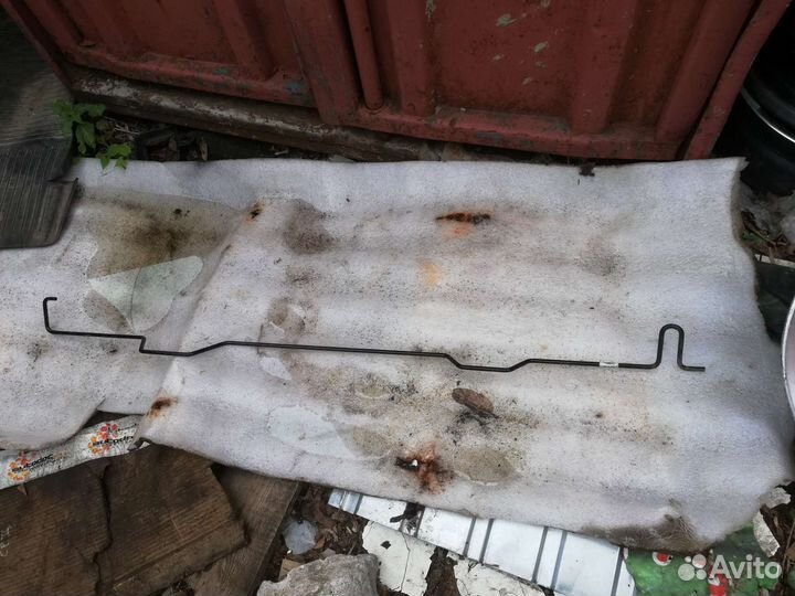 Торсионы багажника Джили Эмгранд EC-7