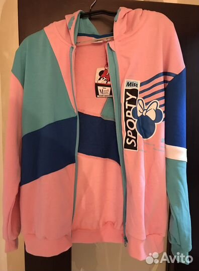 Спортивный костюм женский