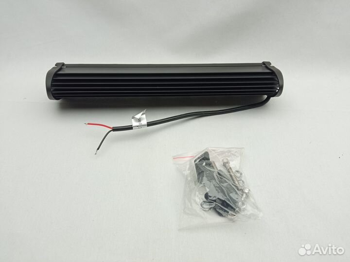 Фонарь LED CH018B-60W