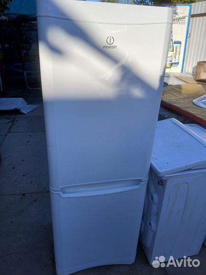 Холодильник indesit+доставка