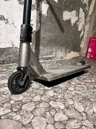 Трюковой самокат кастом стрит