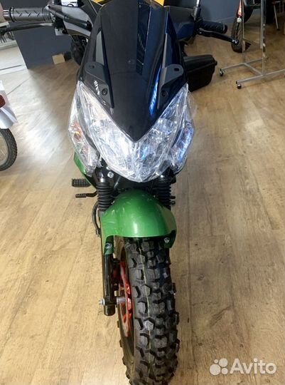 Мопед 125 кубов storm cross (по док. 49,9 сс)