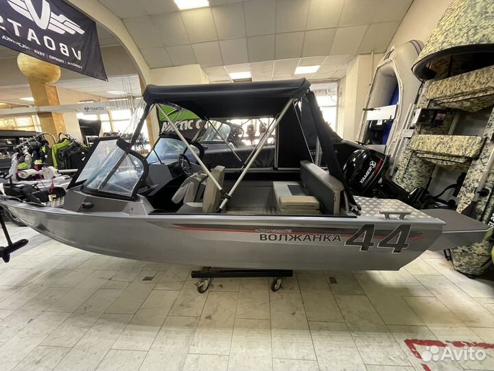 Лодка волжанка 44 фиш с мотором Yamer 30 FES