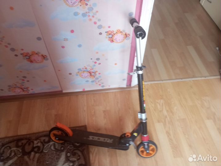 Трюковой самокат