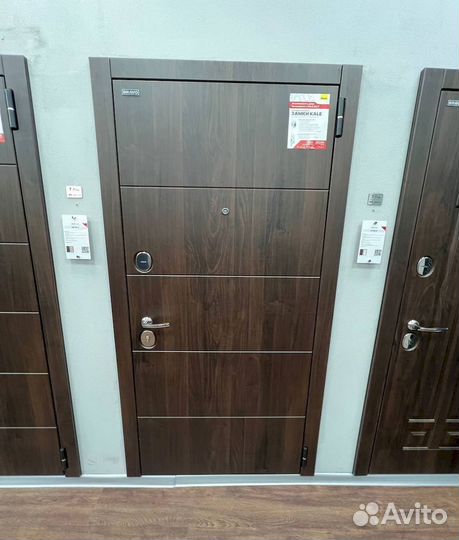 Входная дверь