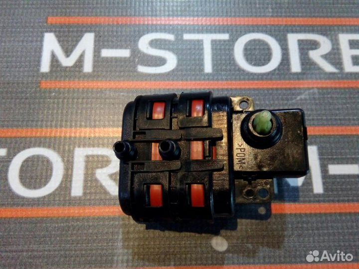 Привод заслонки отопителя Mercedes-Benz E-Class