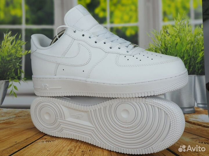 Кроссовки женские Nike air Force 107 Lux