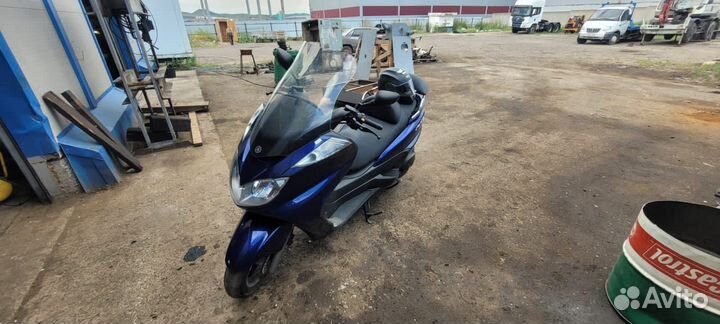 Yamaha grand majesty