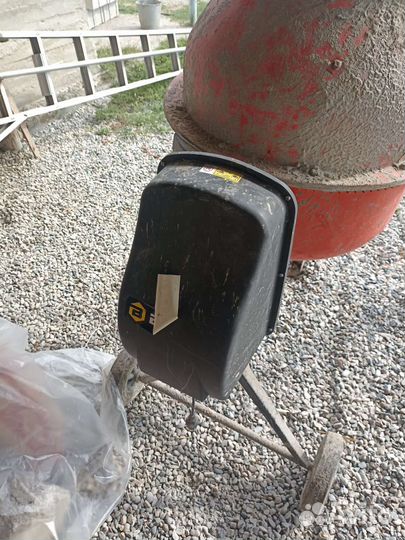 Бетономешалка бу