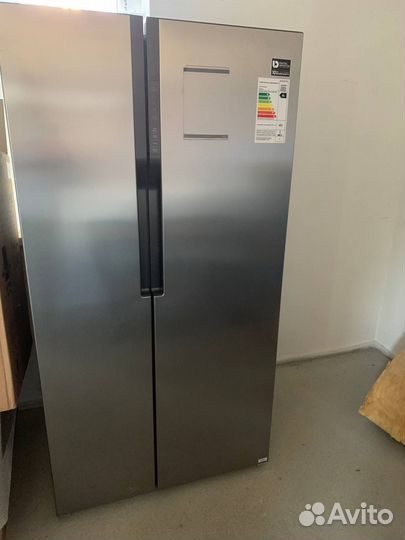 Холодильник samsung новый