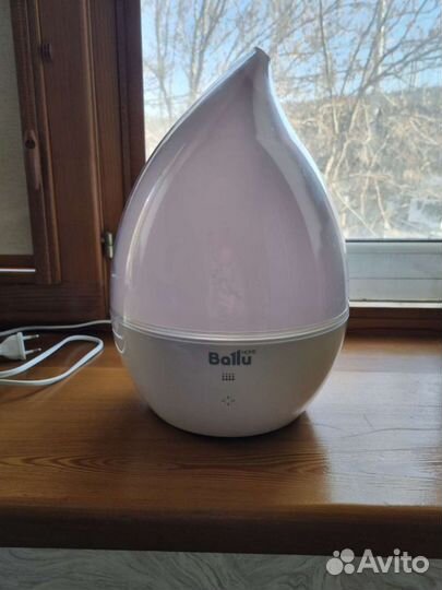 Ультразвуковой увлажнитель воздуха Ballu UHB-190