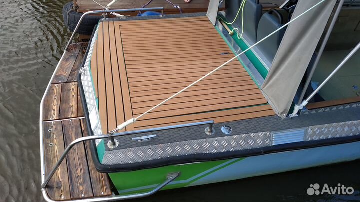 Прогулки на катере,Гидроцикл,Ватрушка, Водные лыжи