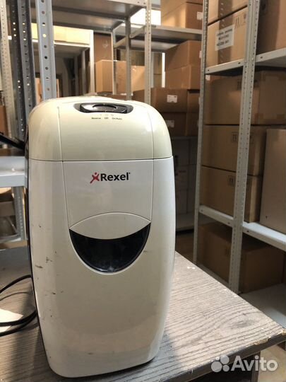 Уничтожитель бумаг