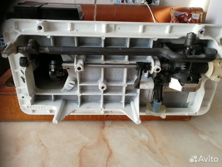 Швейная машинка чайка с электроприводом