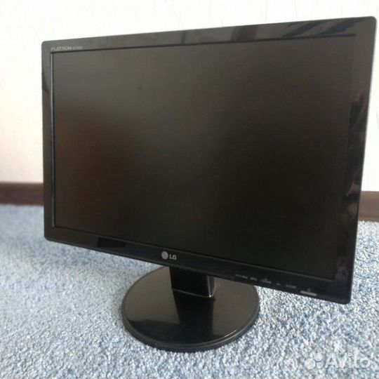 Монитор lg flatron w1942t