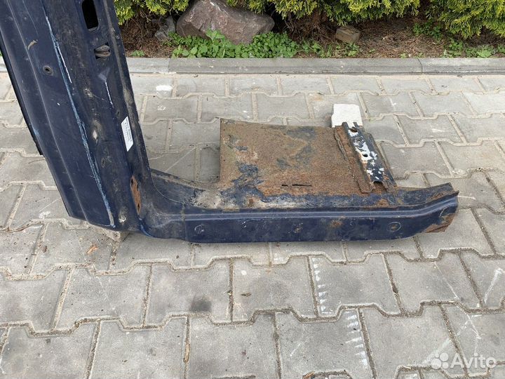 Четверть кабины передняя левая Daf 95