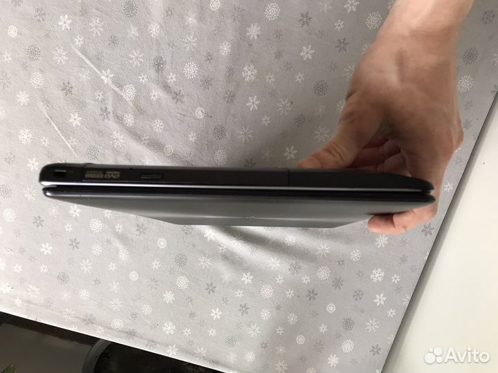 Ноутбук Asus x550c