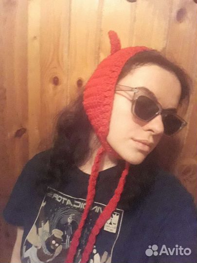 Чепчик с рожками чертика