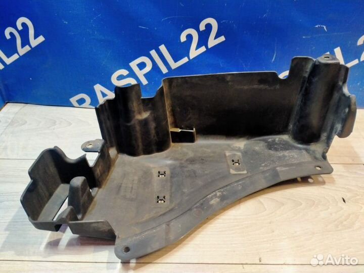 Кожух компрессора пневмоподвески Mercedes-Benz