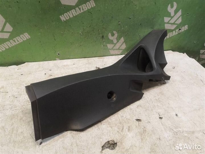 Обшивка стойки Форд Фокус 2