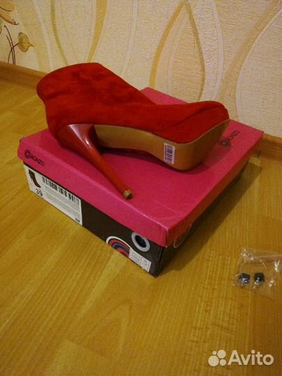 Ботинки Новые