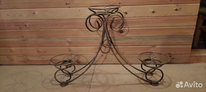 Подставка для цветов