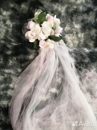 Пышные ленты на сваденую машину