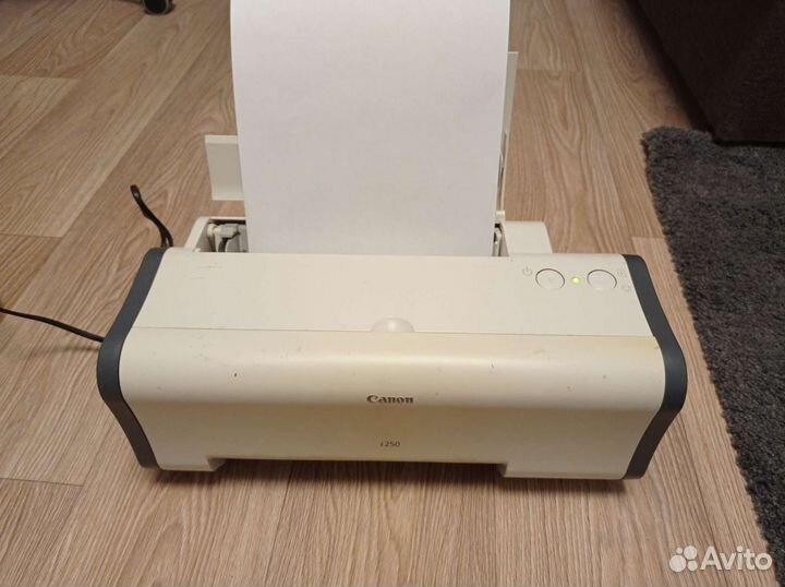 Принтер струйный Canon i250 и hp 1350