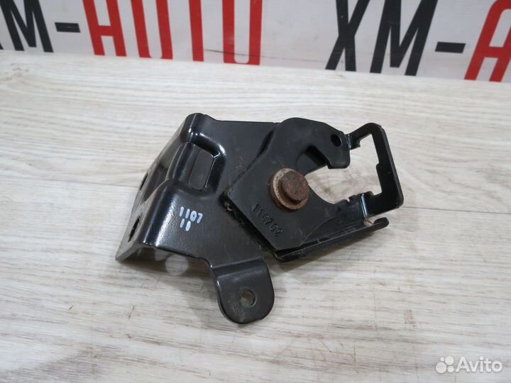 Замок спинки сидения Ford Focus 3