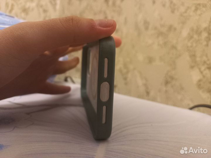 Продаю чехол на Айфон 15 про