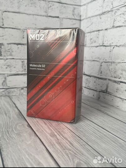 Escentric molecules Molecule 02