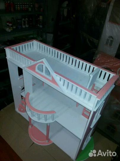 Домик кукольный новый