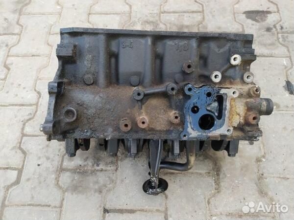 Б/У Блок цилиндров Европа 1,8TD с поршнями